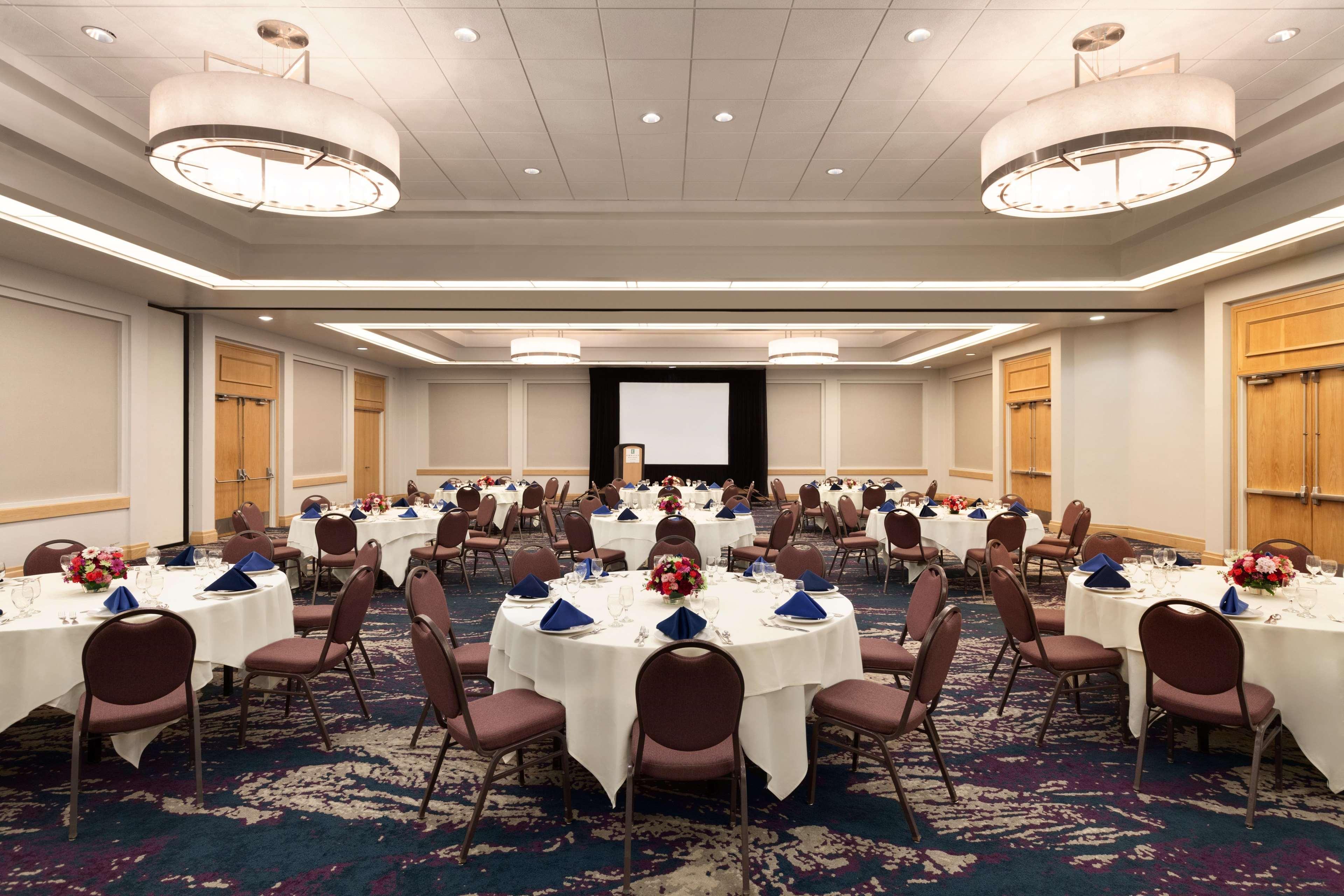 Embassy Suites San Luis Obispo Eksteriør billede
