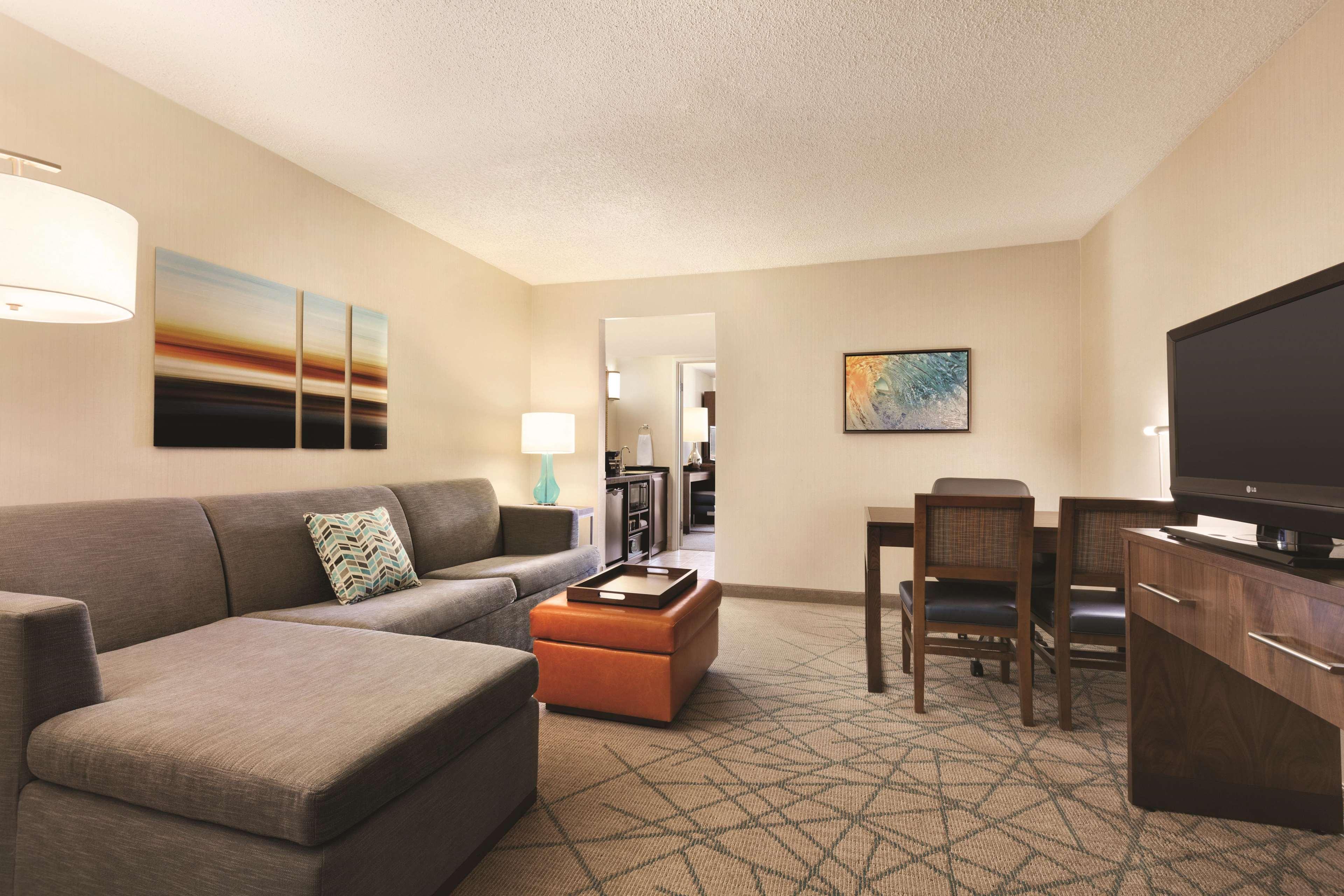 Embassy Suites San Luis Obispo Eksteriør billede