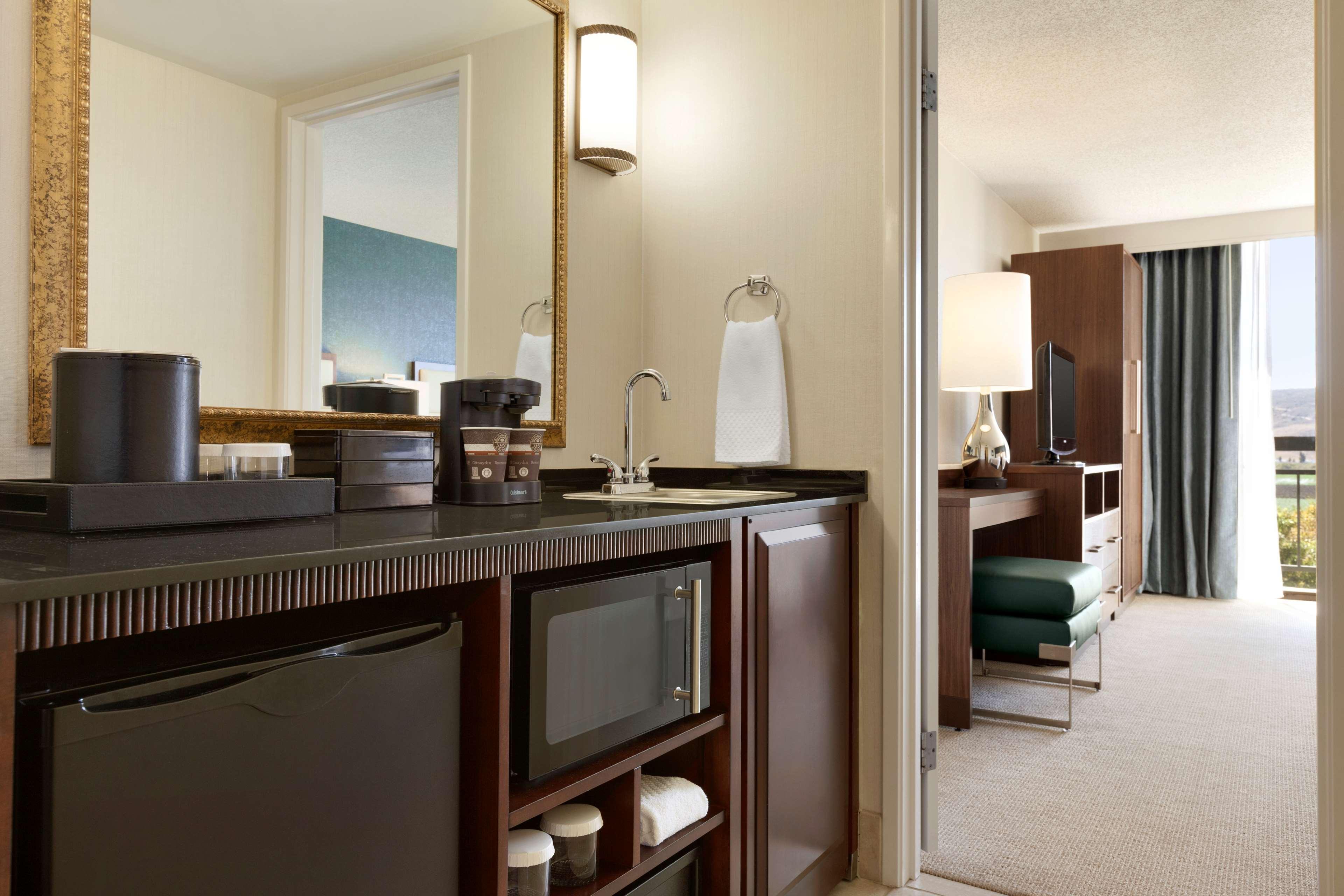 Embassy Suites San Luis Obispo Eksteriør billede