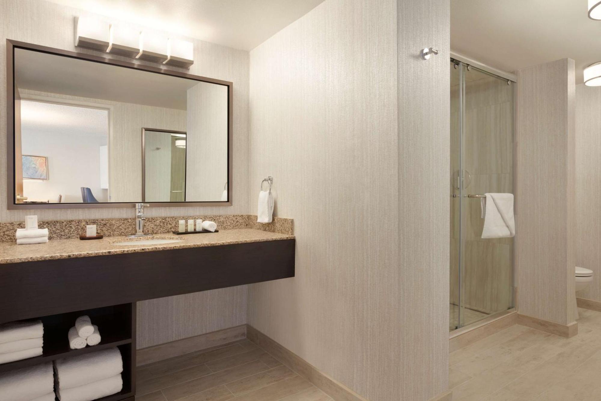 Embassy Suites San Luis Obispo Eksteriør billede