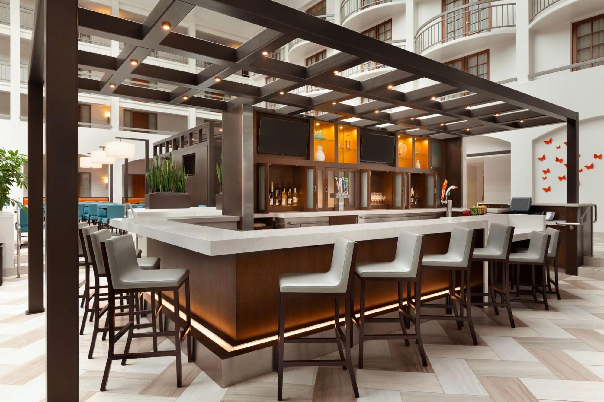 Embassy Suites San Luis Obispo Eksteriør billede