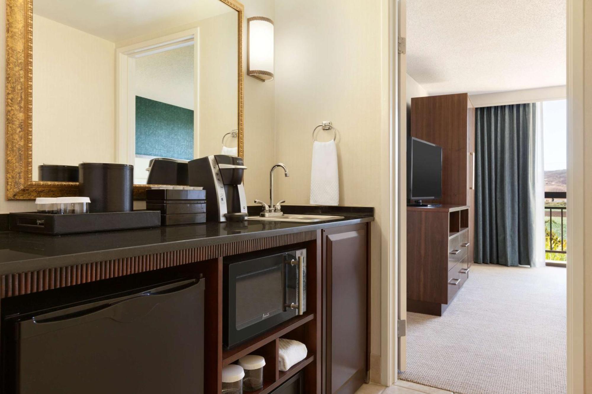 Embassy Suites San Luis Obispo Eksteriør billede