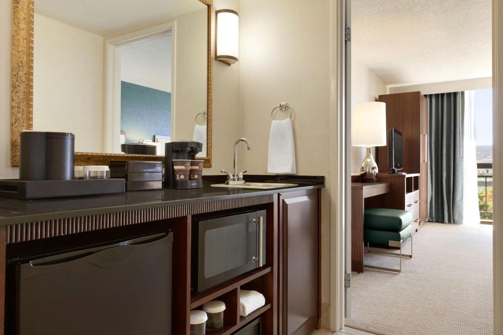 Embassy Suites San Luis Obispo Eksteriør billede
