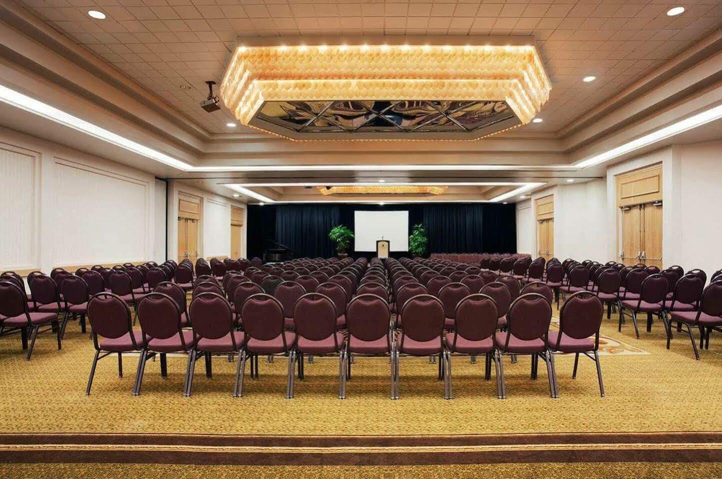 Embassy Suites San Luis Obispo Eksteriør billede