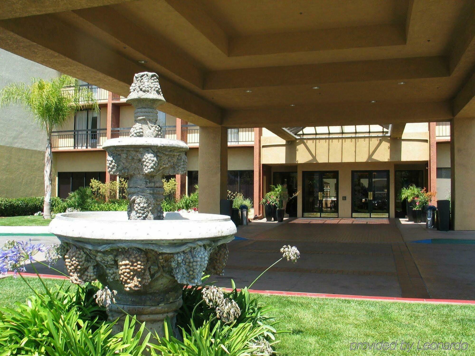 Embassy Suites San Luis Obispo Eksteriør billede